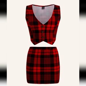 Red plaid co-ord stretch set sz. Large NWOT button vest top & mini skirt outfit